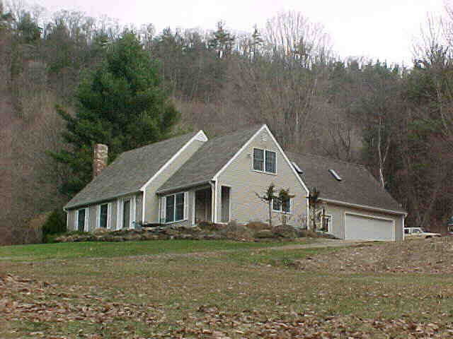 Building photograph for 125 WHITE HOLLOW ROAD
